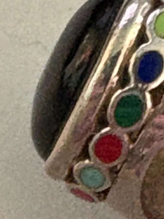 Vintage Sterling Silver Cabochon Onyx and Multi-Stone Inlay Ring. SZ 6.75 - Picture 11 of 17